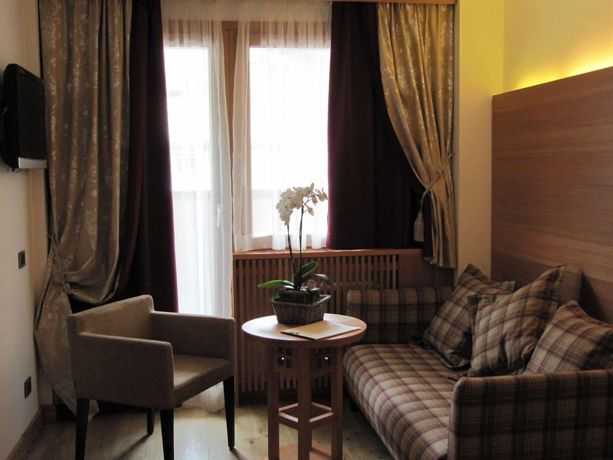 Majestic Hotel Madonna Dış mekan fotoğraf